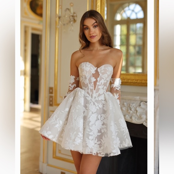 Rosie Etienne Mara Dress - Picture 1 of 5
